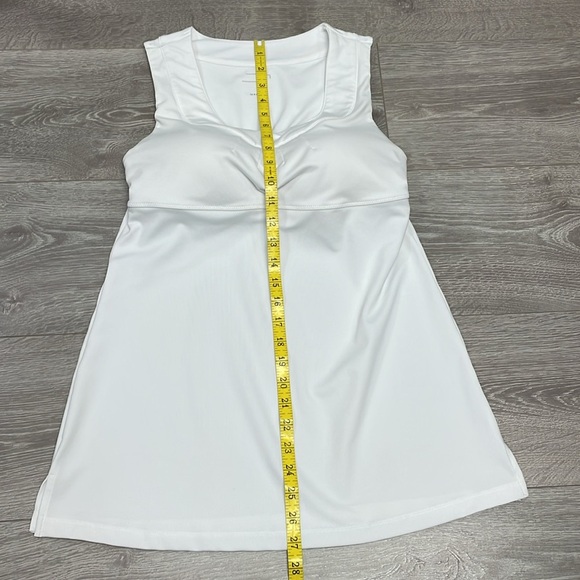 Athleta Inner Strength Built In Bra Tank Top White 36C - Picture 9 of 16